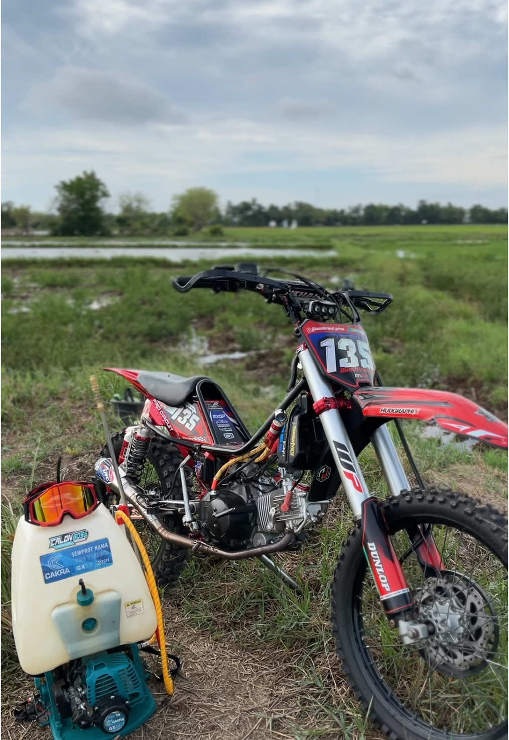 Menyalaa pembenciku🤪 #trailnusantaraadventure #lossantos #liquymoly #motorsawah #bosspredator_135 #thai #ojekgabah #predator #junior72_framegtx #CapCut #