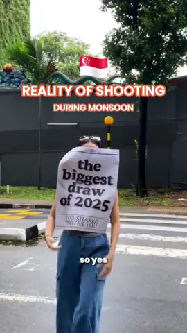 we're embracing the 'chaos'... mostly because we have no other choice 🥲 #behindthescenes #Vlog #socialmediamarketing #monsoon #socialmediaagency 