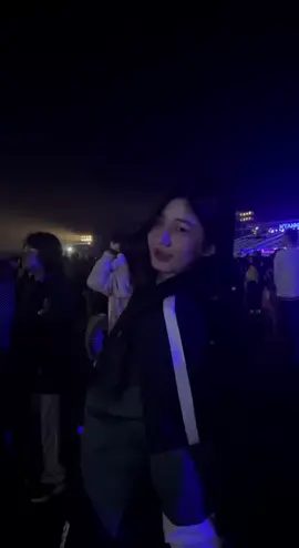 Happy new year တုန်းကဟာလေး 😭💗