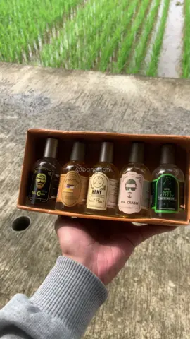Parfum 30k dapat 5 tahan 24 jam #parfum #parfummurah #parfumcowok #parfumtiktok #parfumviral