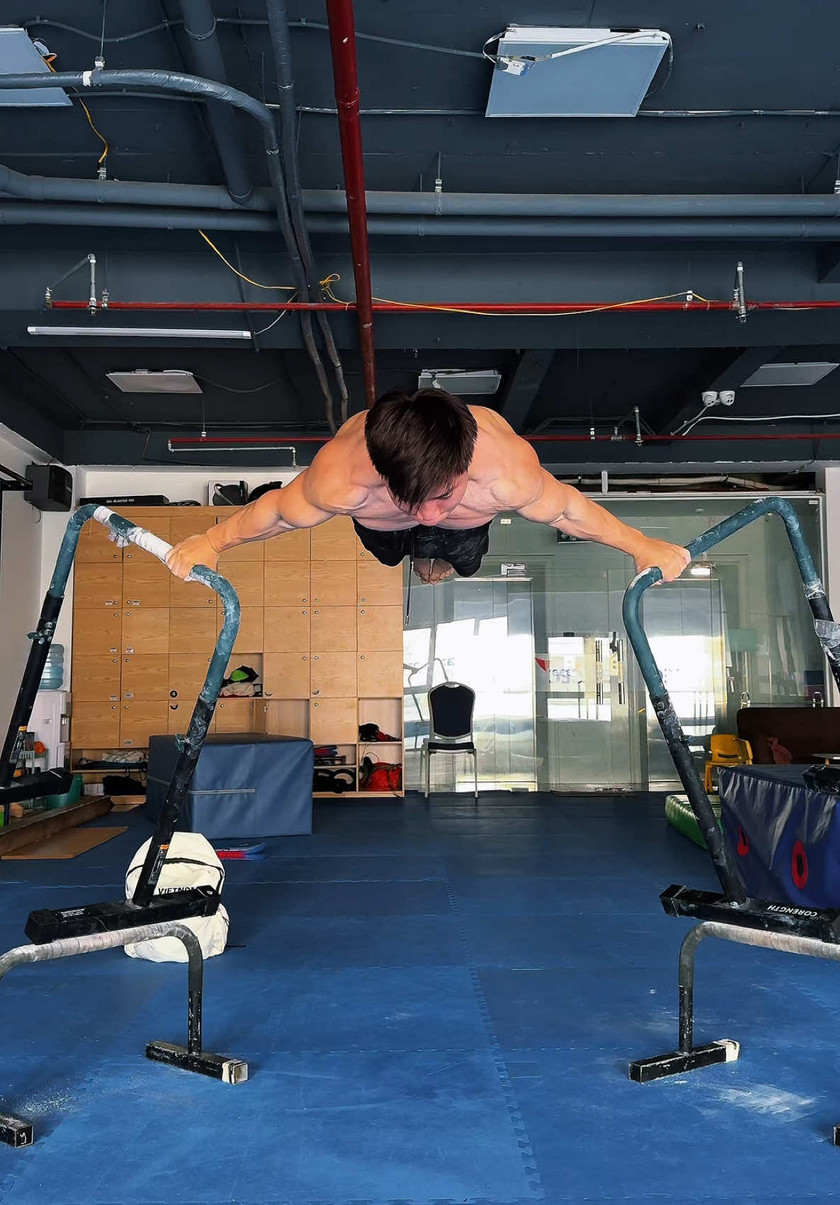nếu không nhìn thấy bạn sẽ nghĩ nó không thể! #calisthenics #sonhanma #gym #typ 