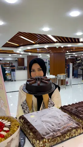 Avail new offers now😍  #foryou #foryoupage #viral #viralvideo #viraltiktok #onthisday #suaad #gulshaneiqbal #bakery #food #sweet #cakes #dontinderviewmyvideo #foodielensadventures #trending #tiktok 
