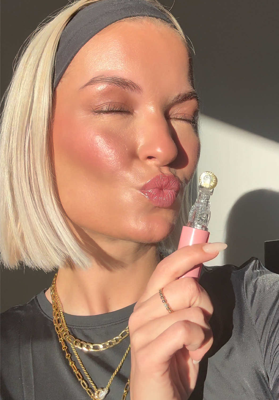 @MyOnoo ✨💗👄 werbung #fyp #fy #foryou #foryoupage #viral #lip #roller #liproller #lipsforkiss #ugc #ugccreator 
