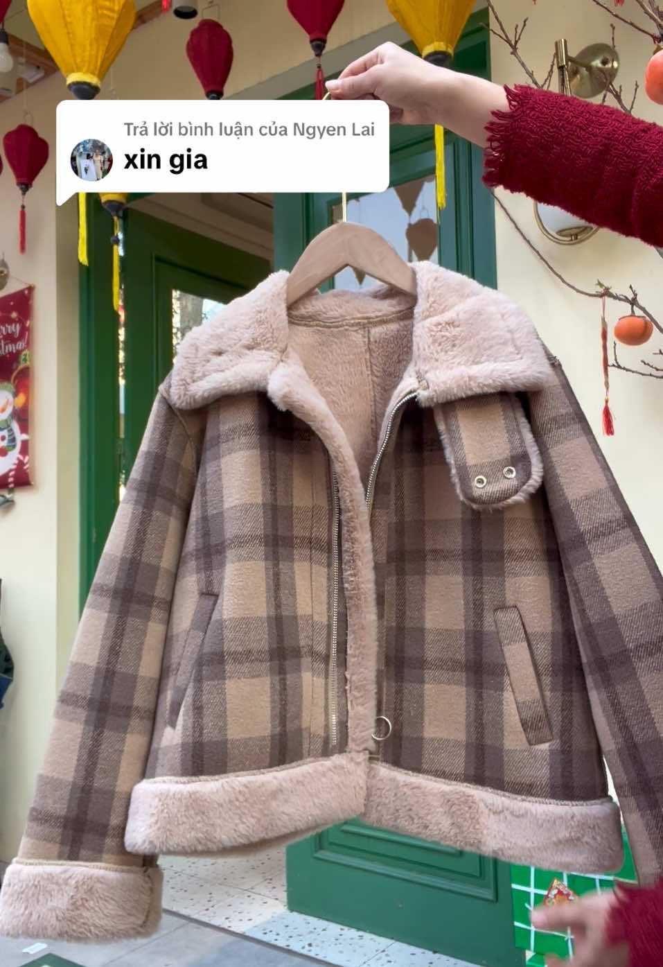 Trả lời @Ngyen Lai áo khoác lông cừu . Em có gắn giỏ hàng trong video ạ #cuccucreview #aokhoac #áodạsangchảnh #áokhoácdạ #aodamoinhat2025 #áodạ #aodatieuthu #aokhoacnu 