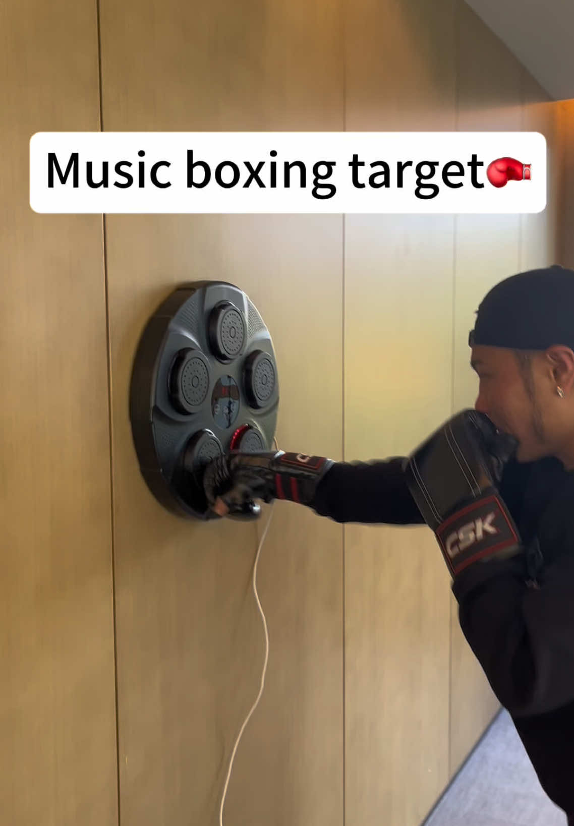 Transform your workout with a Bluetooth punching target—where fun meets fitness. #boxing🥊 #boxing #musicboxingmachine #boxingmachine #boxingtraining🥊 #boxingtarget #boxingfans #fyp #gym #Fitness #usa_tiktok #qhfitness 