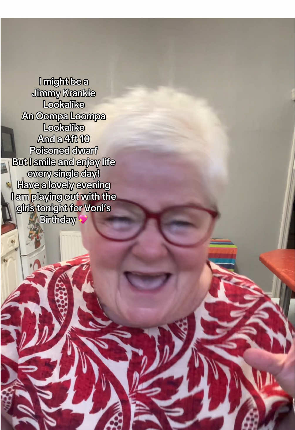 See you all tomorrow my lovlies #girlfriends @Robbie Williams 