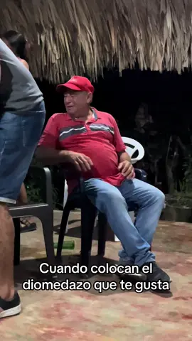 Cuando colocan el Diomedazo que te gusta @Diomedes Diaz #vallenato #vallenatoviejo #caciquedelajunta #diomedesdiaz 