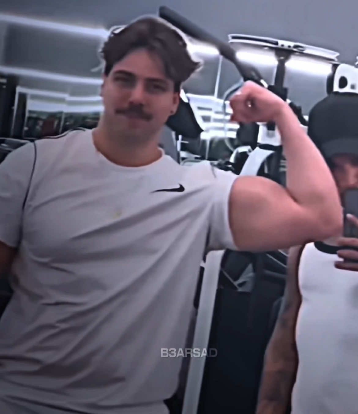 vão seguir minha conta de edits da ex do t3ddy 💁🏻‍♀️ @lala ☼ #b3arsad #fy #t3ddy #arianagrande 