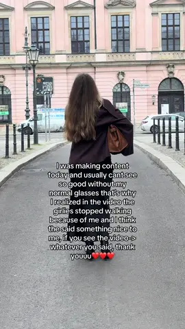 I think I hear in the video „Pretty” right? Whatever you said>>>Thank you 🥹🫶🏻 #outfitforher #minimalchic 