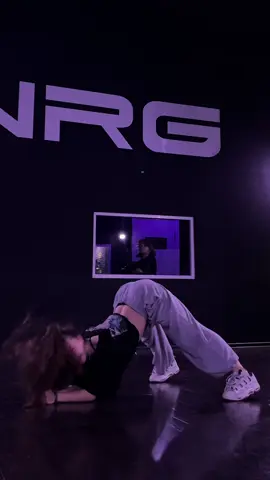 stickyyyyy💅🏿 #dance #fyr #fypシ 