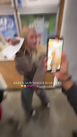 @Freya Skye @Malachi Barton @Mk🇪🇹✨