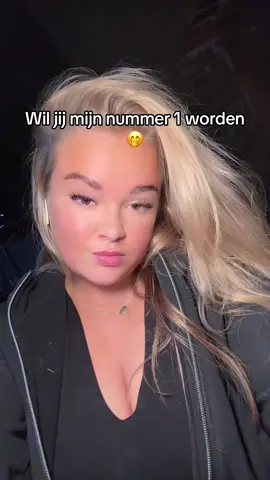 😏😎 #blondehair #vjp #voorjoupagina #foryoupage❤️❤️ #farmlife #paardenmeisje #voorjoupage #nummero1 