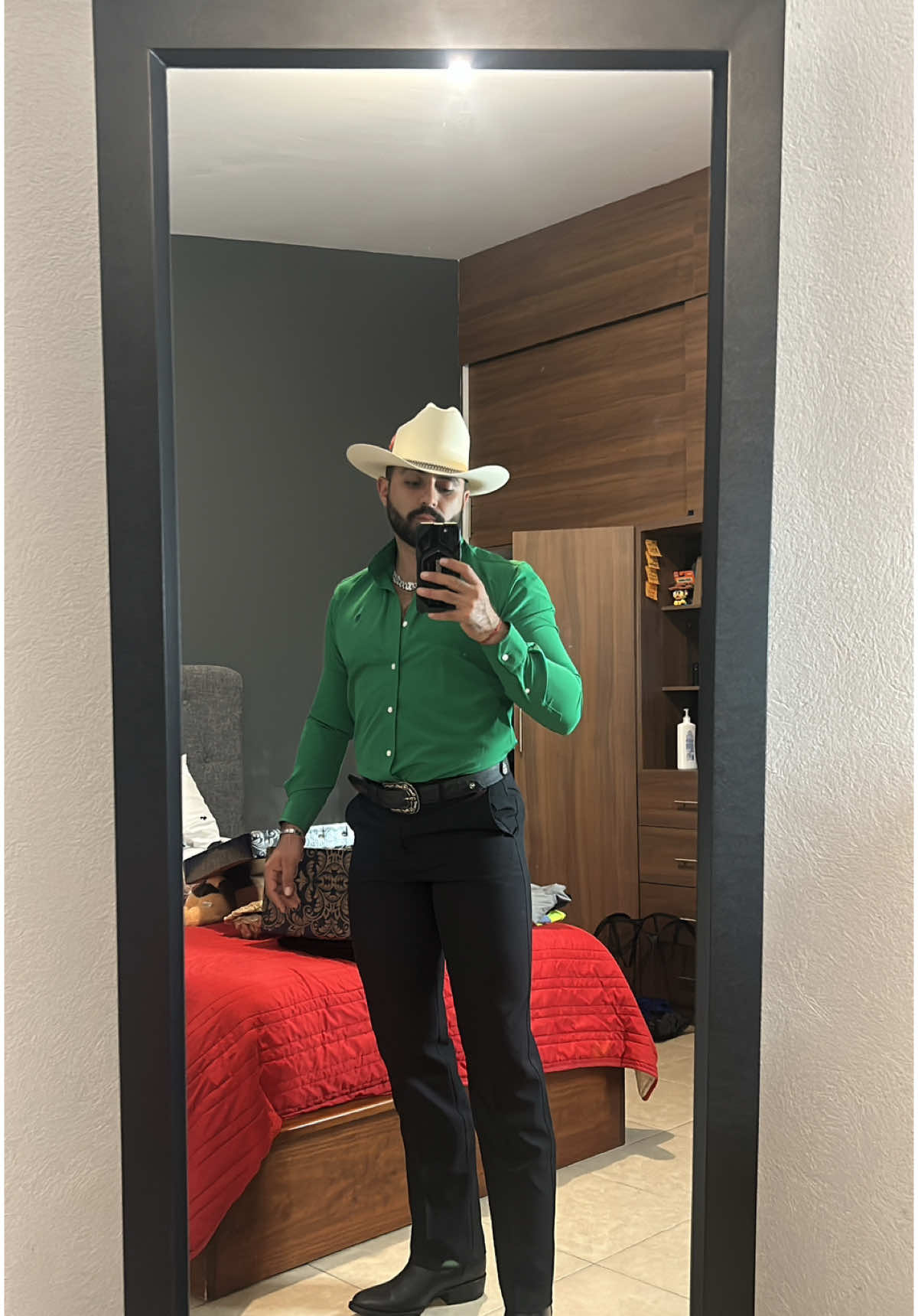 TRAKAAAAAAS HDSPTM @Palenque León @Botas JE-VER🤠 @INDOMABLES HATS BY MALCREADO @Fortrop #parati #palenqueleon2025 #viral #fyp #belico #trakashdsptm 