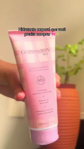 Giovanna Baby CLASSIC proporciona hidratação profunda, esferas com vitamina E e melhora firmeza e elasticidade da pele deixando a pele macia e deliciosamente perfumada por todo o dia. #fyp #foryou #explorar #fy