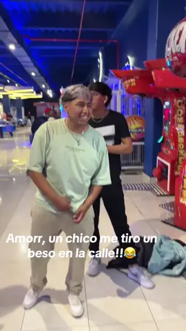 #se la aguanta#el nigga jaj#shopping @Axel @Cristian.0rtega 