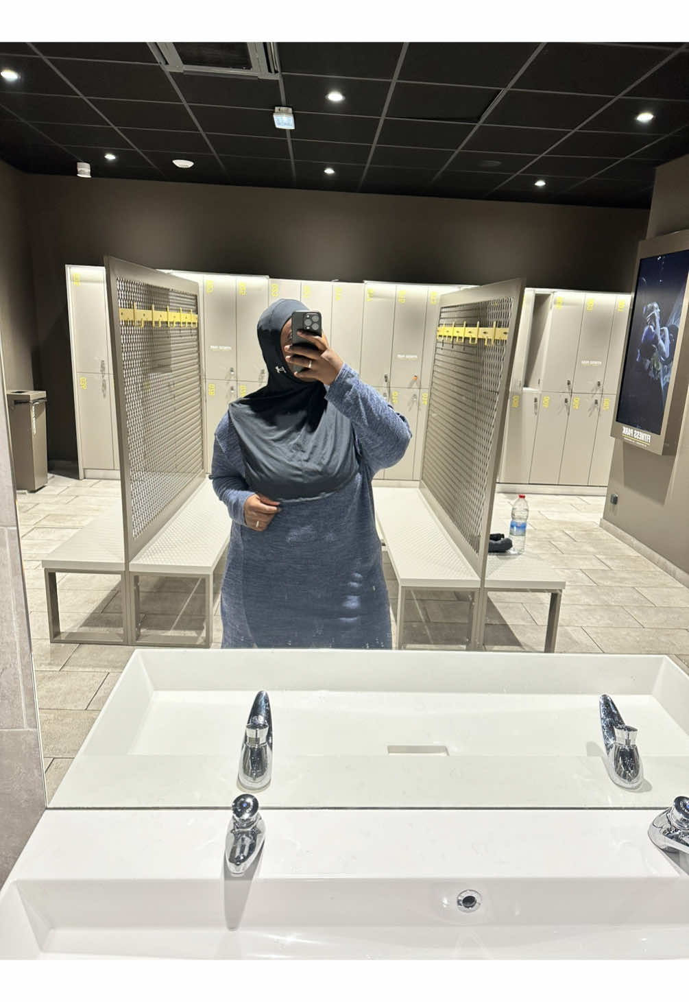 Hijab sport @Under Armour  UA Extended Sport Hijab Femmes :762343 Acheté sur le site sportsdirect.fr #hijab #hijabsport #hijabsports #Fitness #mastour #outfit #underarmour #sport #plussizefashion #modest #modestfashion 