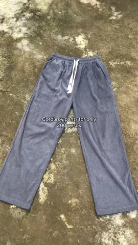 Check out na #fypage #fashiontiktok #tiktokfinds #streetwear #pants #corduroy #baggypants 