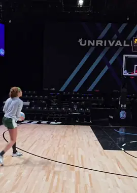 #angelreese #angelreese10 #WNBA #wbb #unrivaledbasketball #threepointer #womensbasketball #dougietheone #swish 