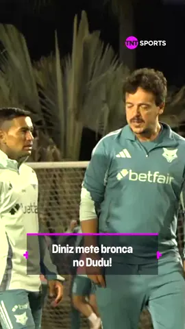 Fernando Diniz meteu a bronca no Dudu no treino do Cruzeiro lá na FC Series! Amanhã tem jogo contra o Atlético Mineiro! Tem que estar tudo certo! #futebolbrasileiro #tiktokesportes #cruzeiro #dudu #fernandodiniz