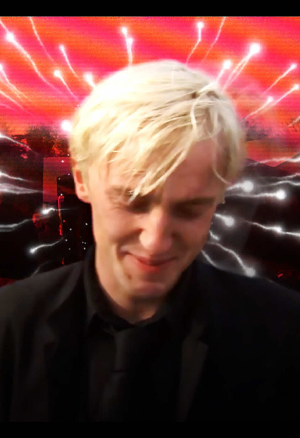 Not the edit that I was hoping to get but yea and yall don’t worry im not from America 🙂‍↕️ || scp: me and anetescenes || cc: kziev || fc: 4836 #lqurfndom #tomfelton #tomfeltonedit #draco #dracomalfoy #dracotok #dracomalfoyedit #harrypotter #edit #foryou #shewill 