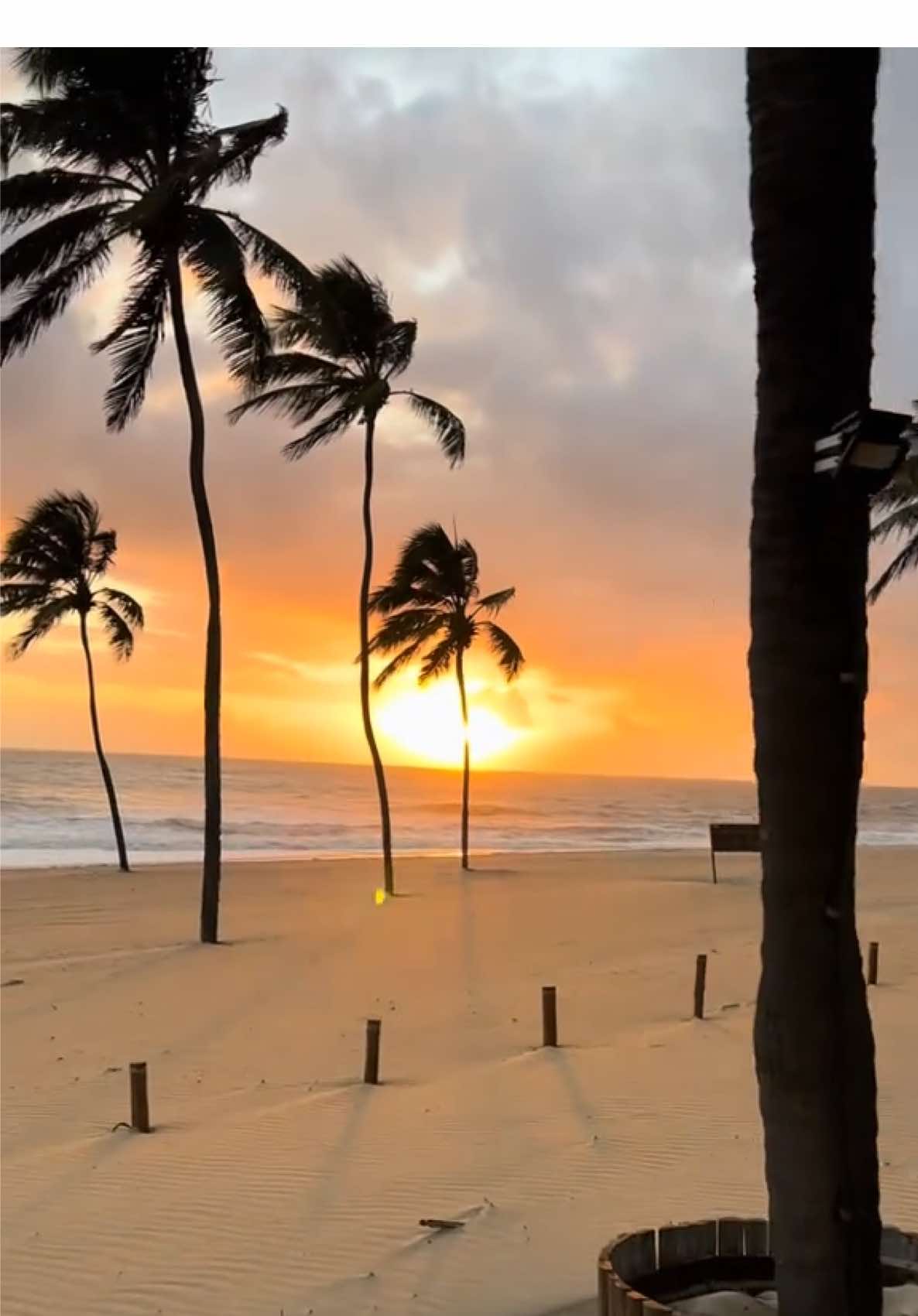 #praia #ceara #energiaspositivas #cumbuco #vgsun #vilagale #sol #mar 