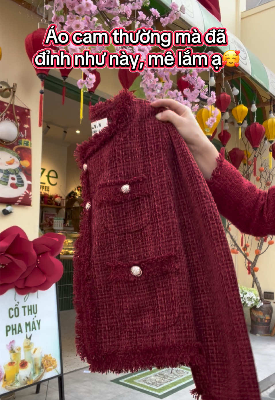 Áo dạ đỏ mặc Tết cực xinh #cuccucreview #aokhoac #áodạsangchảnh #áokhoácdạ #aodamoinhat2025 #áodạ #aodatieuthu #aokhoacnu 