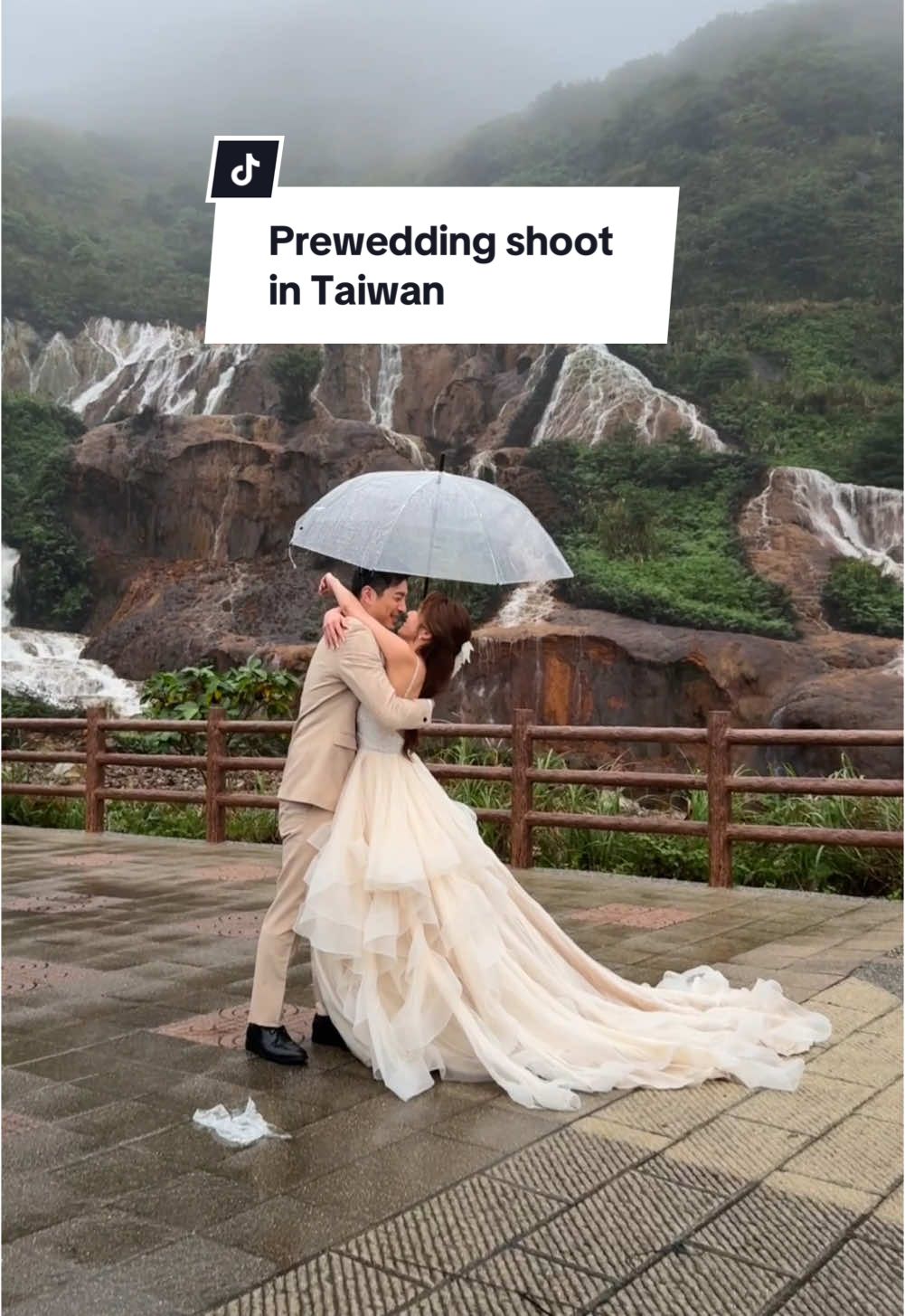 How I did my pre-wedding shoot in Taiwan! @OneThreeOneFour Weddings  you can use code MIKIRAI— the first 10 couples will receive $150 off their Taiwan pre wedding photoshoot :) 