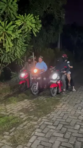 KENAK BEGAL #fyp #comedy #rame #ilhamabayy #jokoputrawan #amriananda #joelpurba #sobatburung #antbofficial 