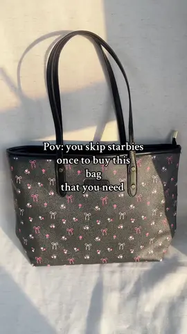 Super cool bag!!!🖤🖤🖤#foryou #TikTokShop #TikTokMadeMeBuvlt #totebag #blackbag #coolbag #laborday #fvpp #fallfreshness #falloutfits #coolgirl #tiktokshopbacktoschool#bag #supercool #handbag #workbag #fashion #fypシ゚viral #schoolbag#TikTokShopHolidayHaul#spotlightfinds#TikTokShopLastChance#TikTokShopNewYearNewAura#tiktokshoploveatfirstfind 