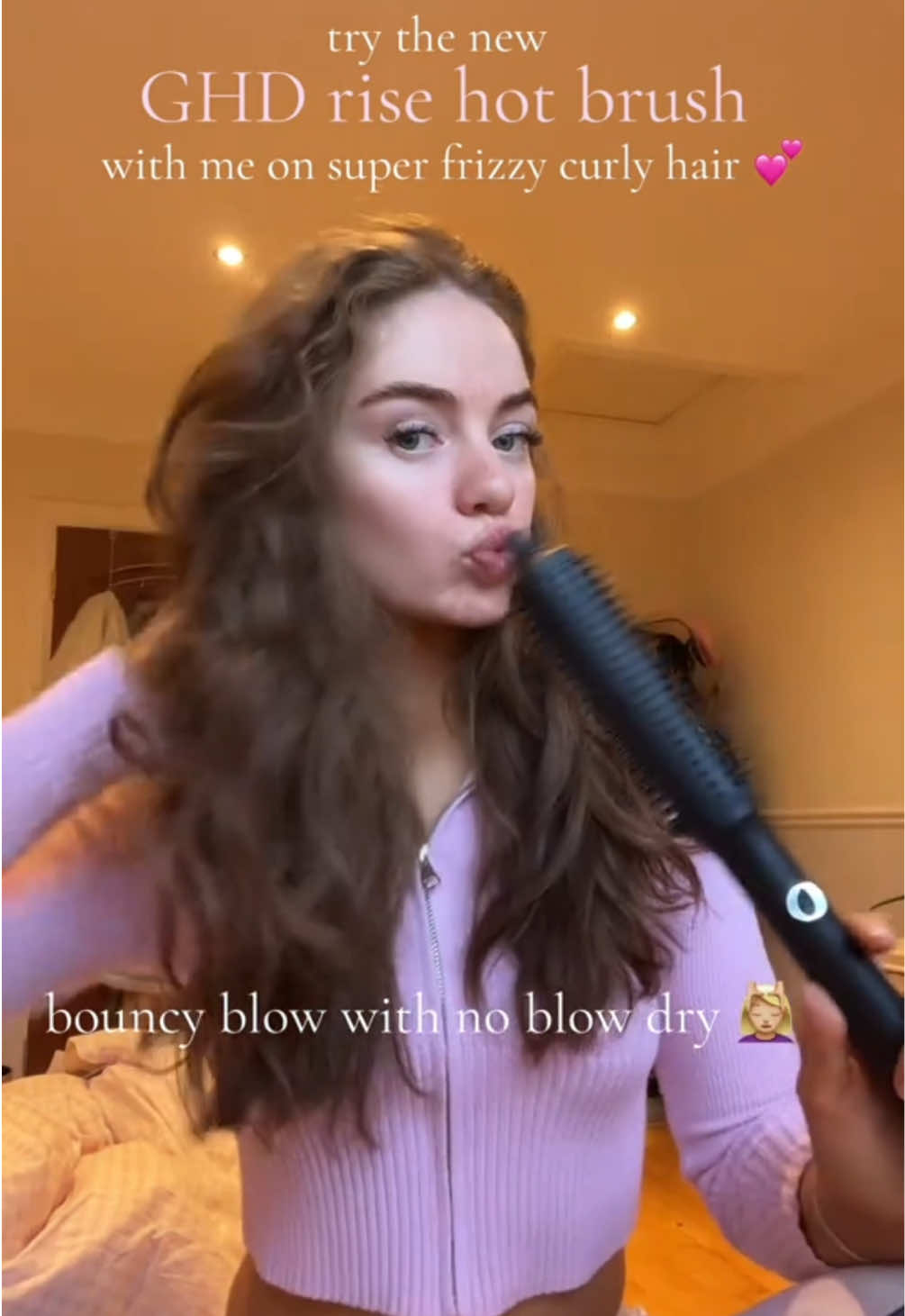 Spoiler: it lasted all day long 💫 Your essential hair styling tool for a bouncy blowout finish, ghd rise. 🤩 @ims  #ghdhair #hairtiktok #ghdrise #hotbrush #blowoutbrush #bouncyhair #bouncyblowdry #bouncycurls #volumehair #hairgoals #hairtransformation #hairtrends #fypage #fyp #creatorsearchinsights #frizzyhair #smoothhair 