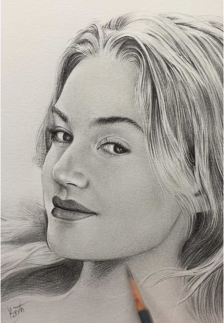 Drawing Woman’s 3/4 portrait ✍️.     #howtodrawaface #howtodraw #drawingtutorial #portraitdrawing  #katewinslet #drawing #desenho #dibujo  