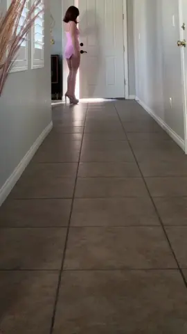 🌸oh baby … baby  #cat #Multiaverso #aifilter #cosplay #modelwalk #trend #redhead #healthy #Fitness #workoutroutine #healthy #fyp #healthyrecipes #goviral #pink #heels #model #walk 