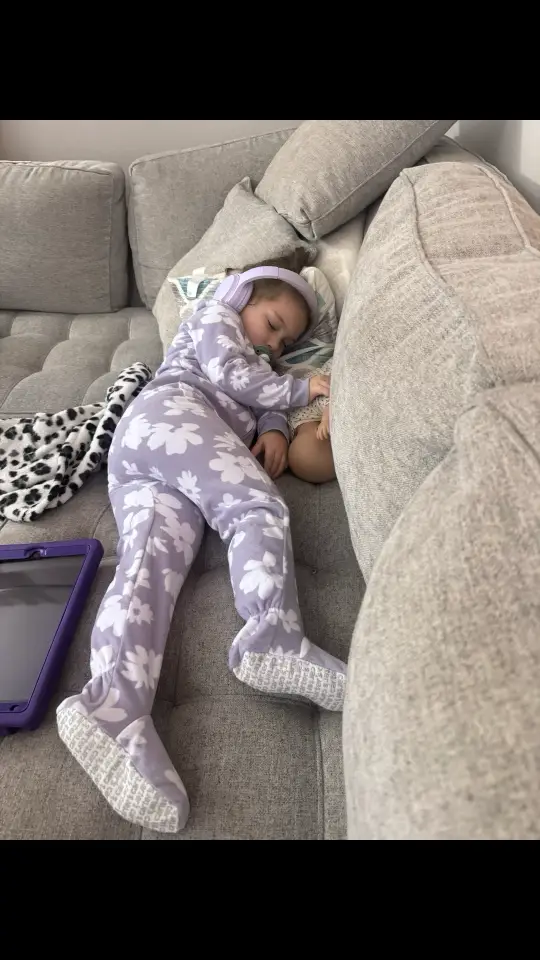 Stole the milk and got milk drunk then fell asleep #nodating #nodatingmydaughter #nodatesever #10kfollowers😭😭😭😭 