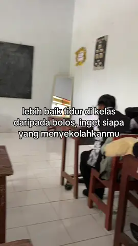 tiada kata lelah untuk masa depan. #jelajahliburan #foryou #banyuwangihits #fypage #fypdonggggggg #foryoupegeシ #fypage #fypdonggg 