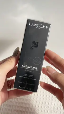 Cô ấy chăm chỉ lên clip nhưng được cái phờ lóp🥹  Cảm ơn nhà tài trợ 💎 @tryandreview đã tặng em món quà bất ngờ này, không nghĩ là em được nhận món quà to như vậy luôn á 🥰🥰🥰 #tryandreview #lancome #genifiqueultimate #serum #gif #suprise #unboxing #asmr 