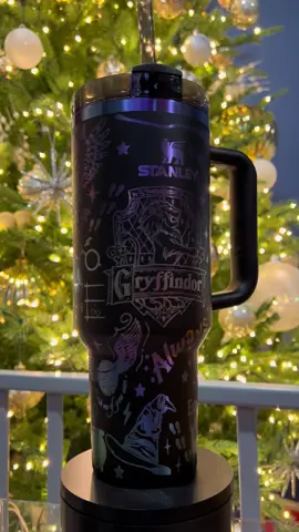 Stanley 40oz - Harry Potter 🪄 #harrypotter #gryffindor #stanley #engravedtumbler 