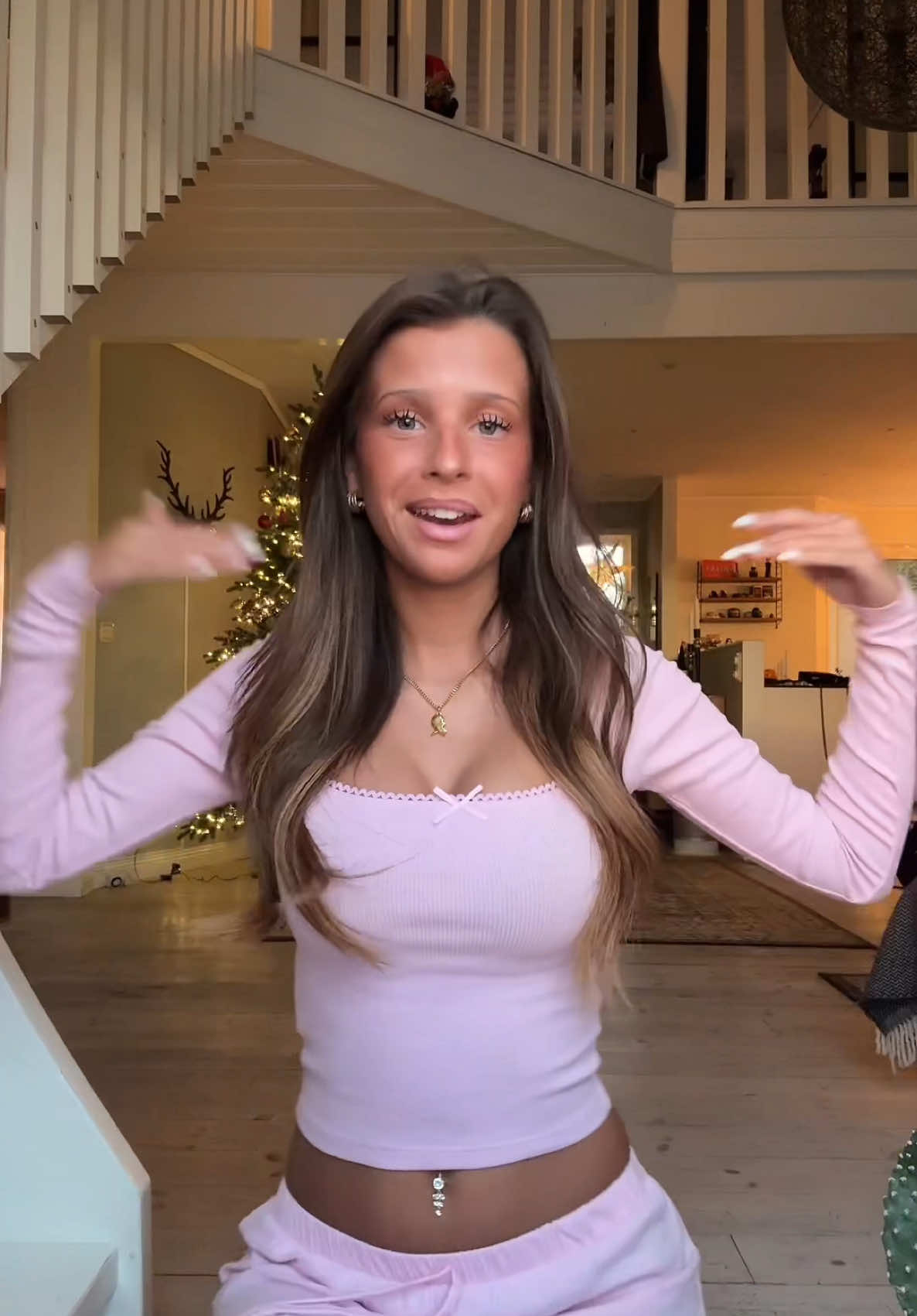 Scandinavian snowbunny❄️🩵 #fyp #foryoupage❤️❤️ #snowbunny #girls #snow #fineshyt 