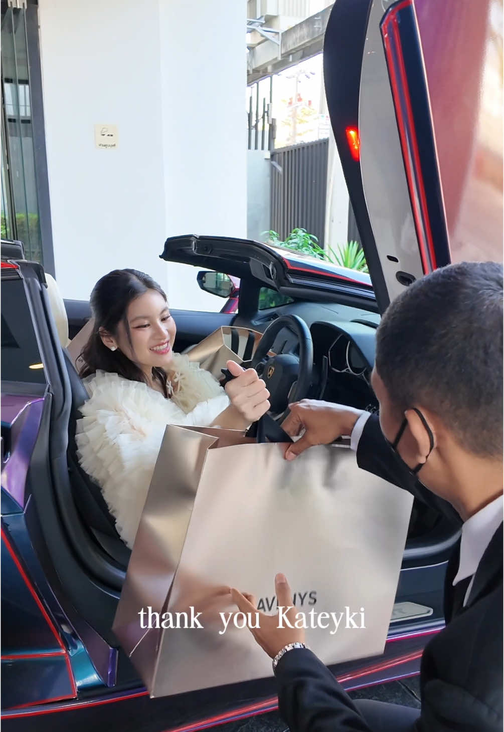 My weekend 🛍️ #aonsomrutai #ออนสมฤทัย #Billionaire #luxurylife 