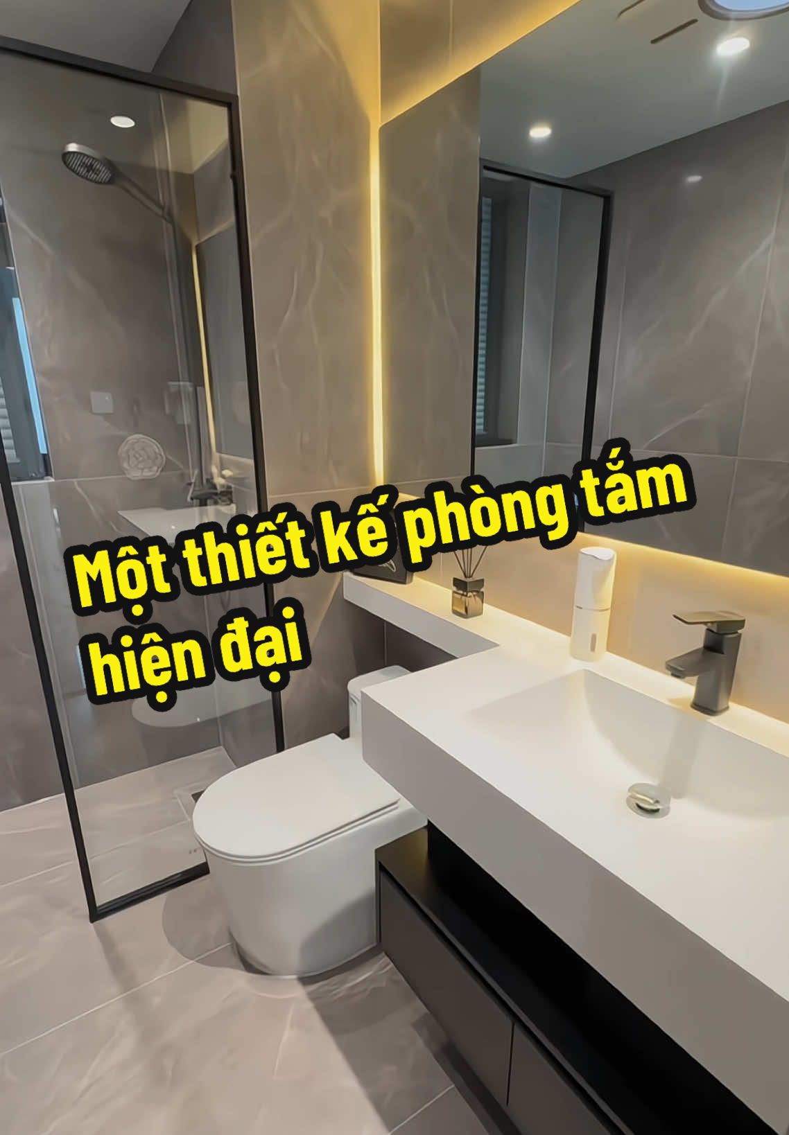 Một thiết kế phòng tắm hiện đại #phongtamminhchau #combonhavesinh #tuchauphongtam #tuchauhiendai #tubanda #tuchaudathachanh #thietkenhatam #combophongtam #phongtamcaocap #phongtamhiendai 