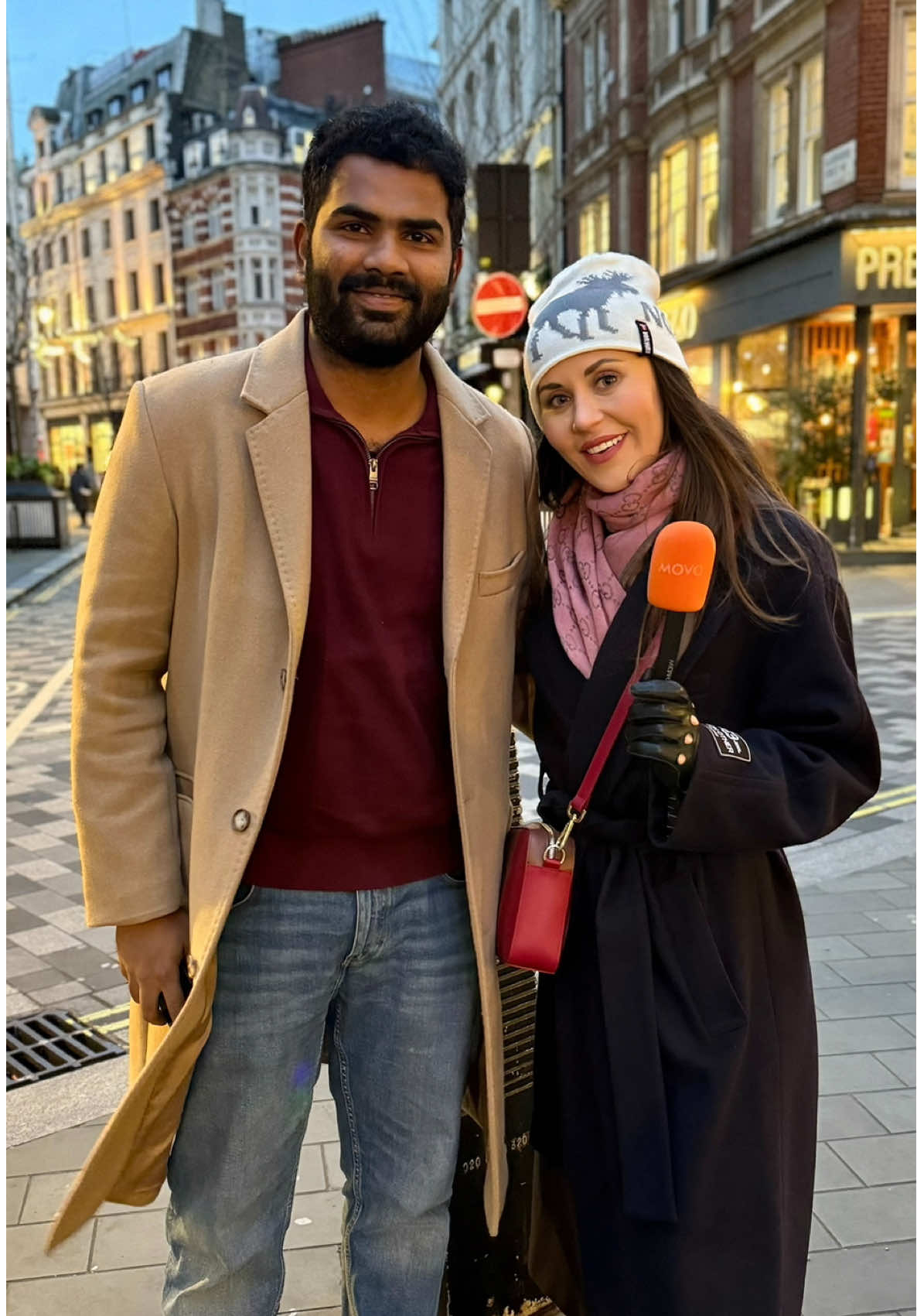 You can find Aarung on Instagram (@aar_aug). #single #bumble #hinge #datingapp #dating #london 