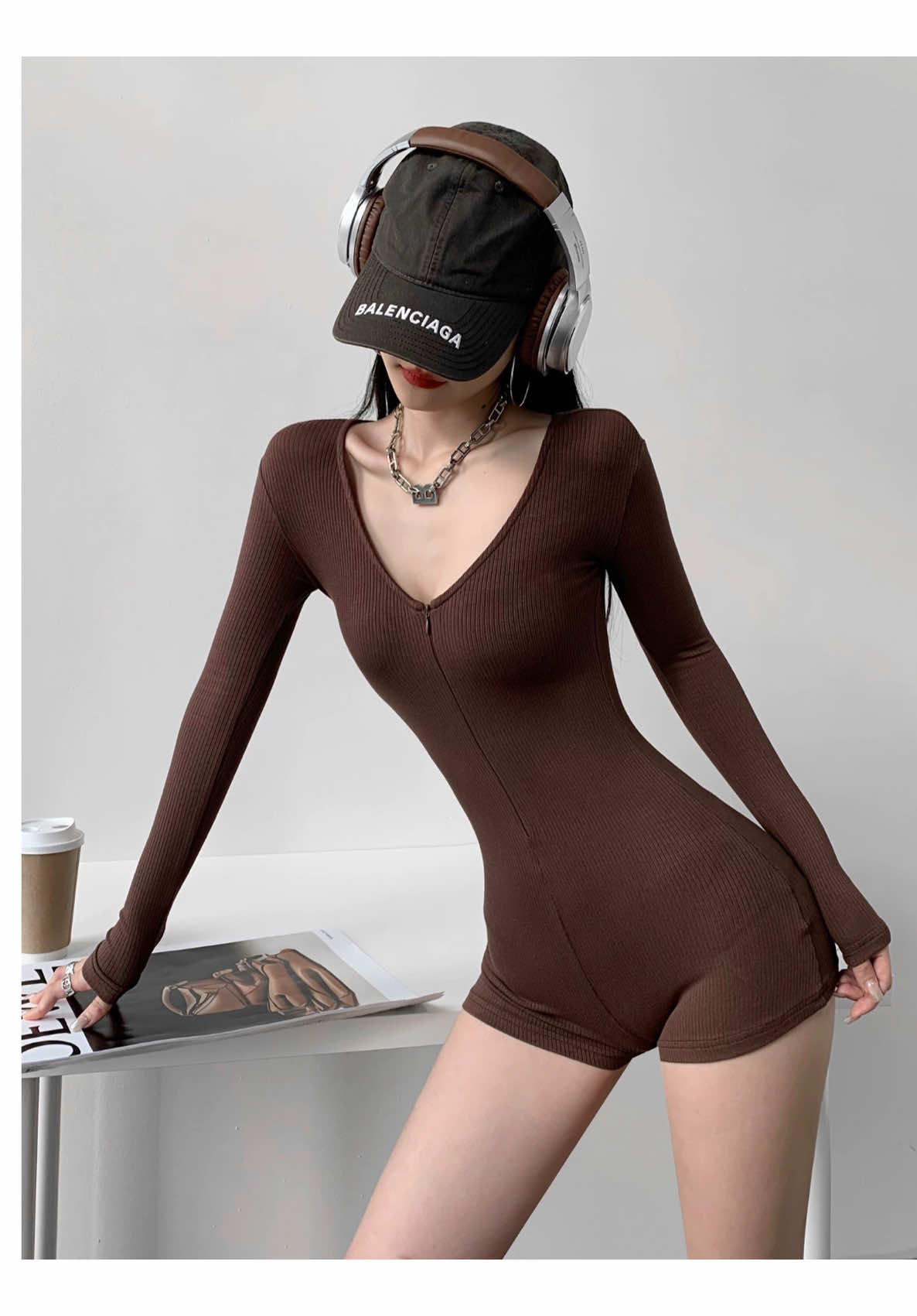 บอดี้สูท ชุดโยคะ ผู้หญิง แขนยาวมีซิปด้านหน้า เนื้อผ้ากระชับยืดหยุ่น เก็บทรง ดีไซน์สวยงาม #2423