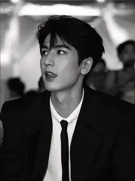 loverlover #zhanglinghe #zhanglinghe张凌赫 #mrloverlover #chineseactor #aktorchina #boombastic #fyp #fpy #fypage #foryou #aktorchina🇨🇳 
