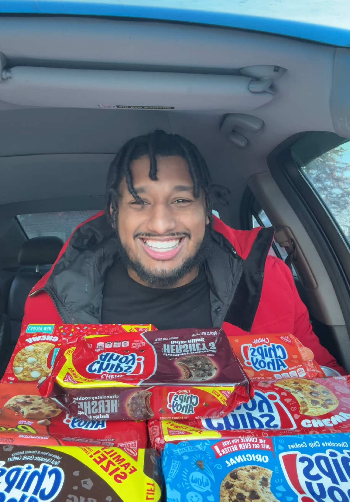Trying Chips Ahoy for the first time!🍪 #chipsahoy #chipsahoycookies #🍪 #🍪cookiesquad🍪 #cookies #cookiesoftiktok #cookietok #cookiemonster #cookiesandmilk #milk #milkandcookies #🥛 #fyp #fypシ゚viral #Foodie #mukbang #foodreview #asmr #asmrsounds #eating ##foryoupage #foryou #tiktokban #tiktokbanned #tiktokfood #foodtiktok #FoodTok 
