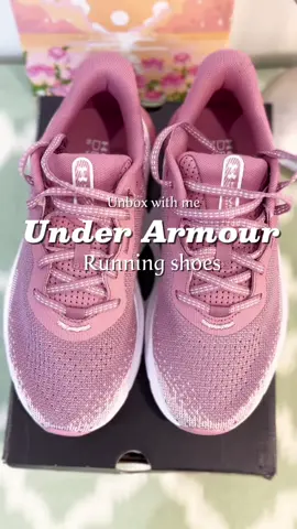 Step into style and comfort with these pink Under Armour running shoes! 💖🏃‍♀️ #RunInStyle #UnderArmour #PinkPower #runningshoes #Fitness #workoutshoes #shoesforwomen 
