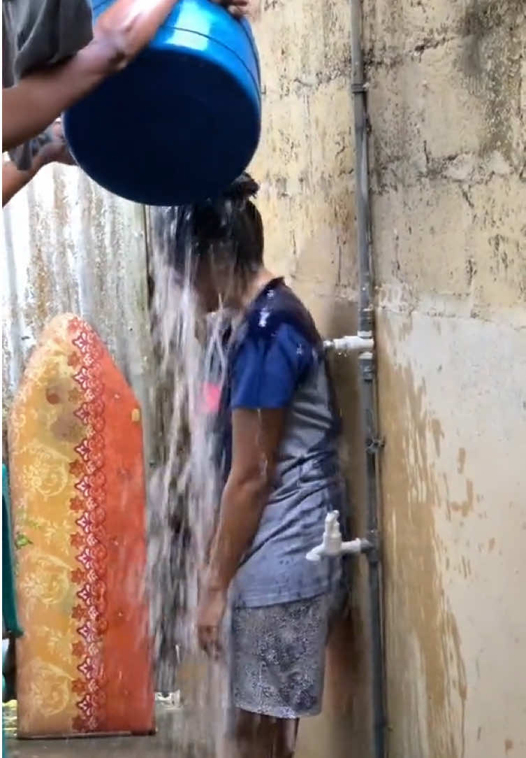 අක්කා නෑවා මතකද 😅#LearnOnTikTok #එපා_මල්ලී🥲🤚 #viralvideo #foryoupage #foryou #viral @Jay_Ru 🔮 @ᴀᴅιтнʏᴀ 