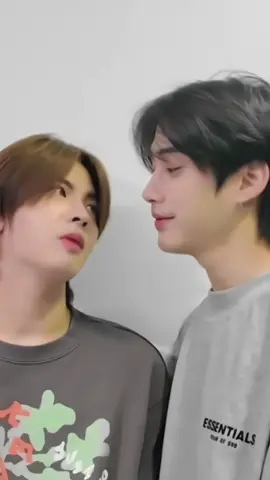 พี่เติ้ลทนได้ไง นี่ทนไม่ได้ ยัยบี๋อ้อนอ่ะ🥺# tlefirstone #เติ้ลเฟิร์สวัน #tle_mtm #firstone #เติ้ลมติมันท์ #เฟิร์สวันวรรณกร 