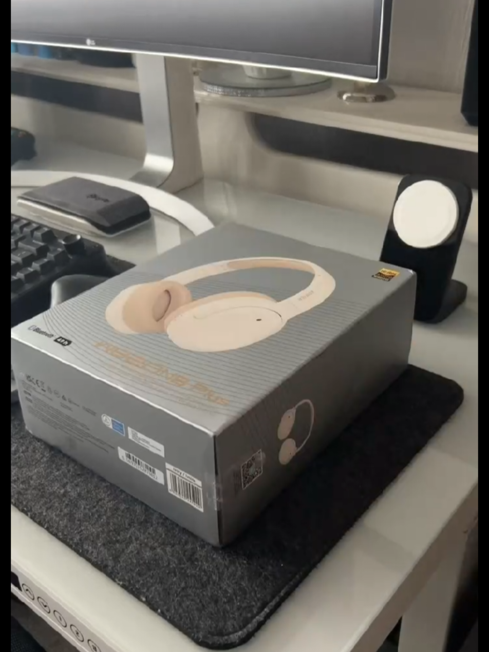 Tai nghe chụp tai ngày càng ít người ưa chuộng nhỉ? 😌 #tiktokshop #unboxing #edifier 