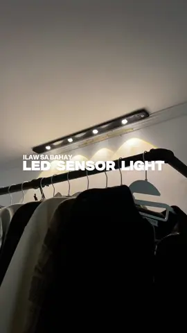 motion sensored lights #magneticledlight #ledlights #kitchenimprovement #kitchenlights #sensorlights #homedecor #homeessentials #KitchenHacks kitchen lights, motion sensor lights, motion lights, bedroom lights, kitchen hacks, home improvement, home decor, home essentials 