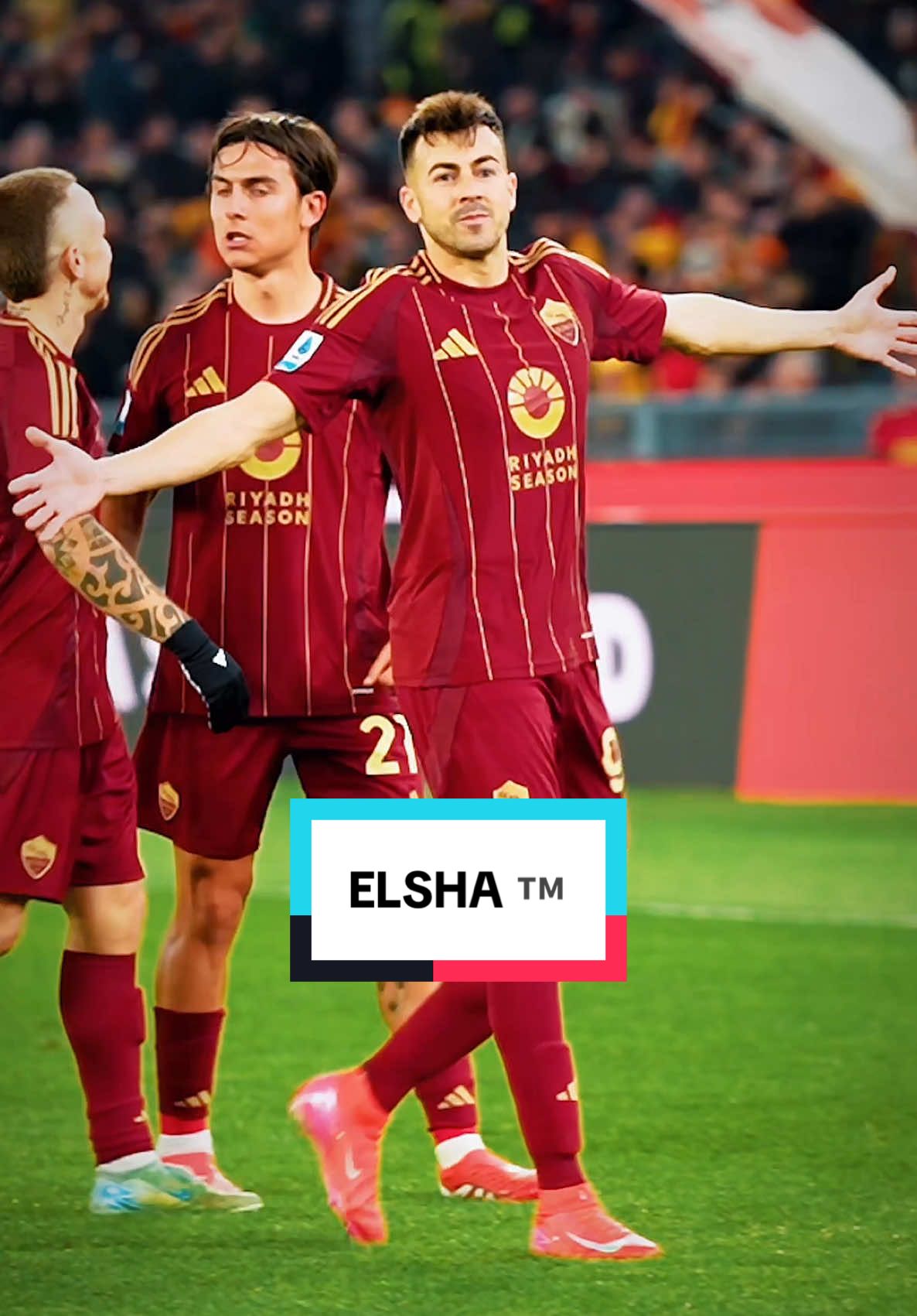 A trademark Elsha finish™️  #asroma #football #serieA
