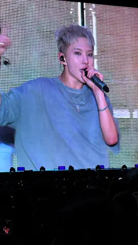 #seventeen #seventeen17_official #fyp #svtrighthereinbulacan #seventeentrighthereworldtour #tiktok #fy #lovemoneyfameseventeen #seventeenrighthere 